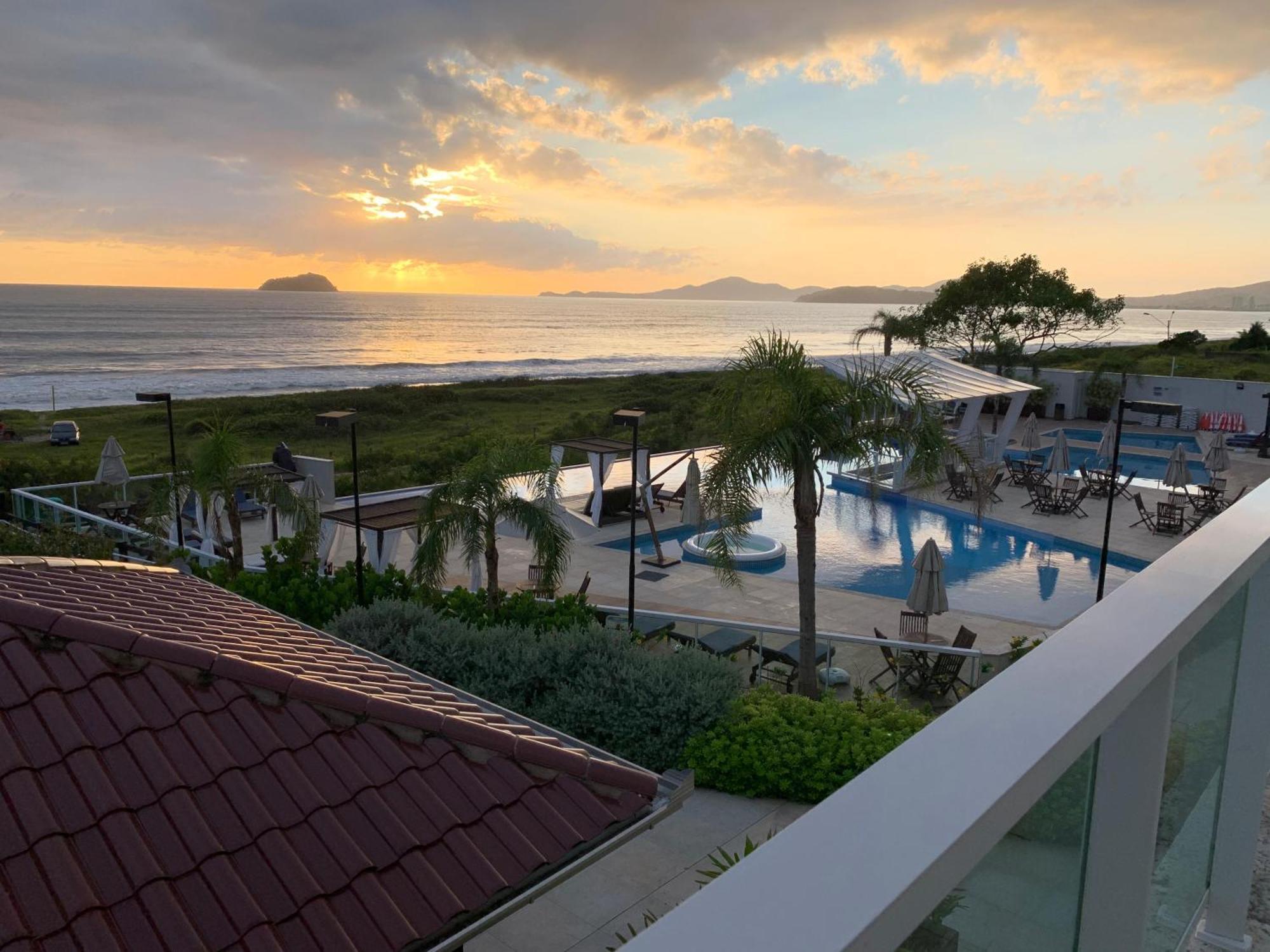 Bali Beach Home Club Rogga Beira Mar - Balneario Picarras Ngoại thất bức ảnh